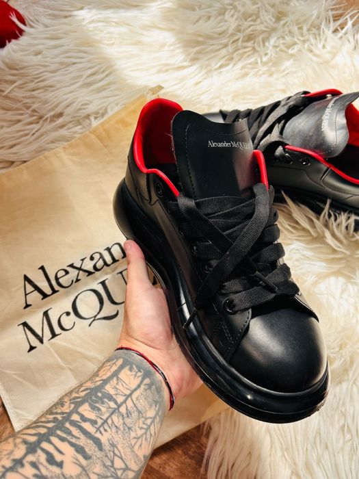 Adidași Alexander