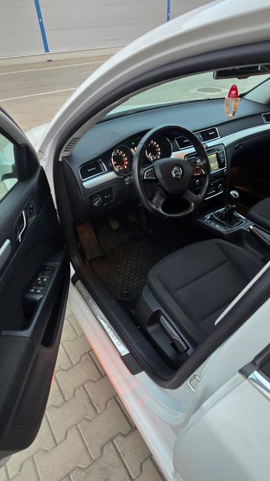 Skoda Superb 1.6 tdi 2015