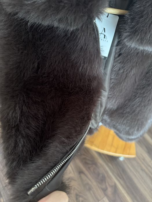 Пухкаво късо яке S