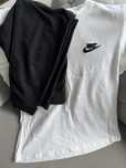 Сет от клин и тениска на nike
