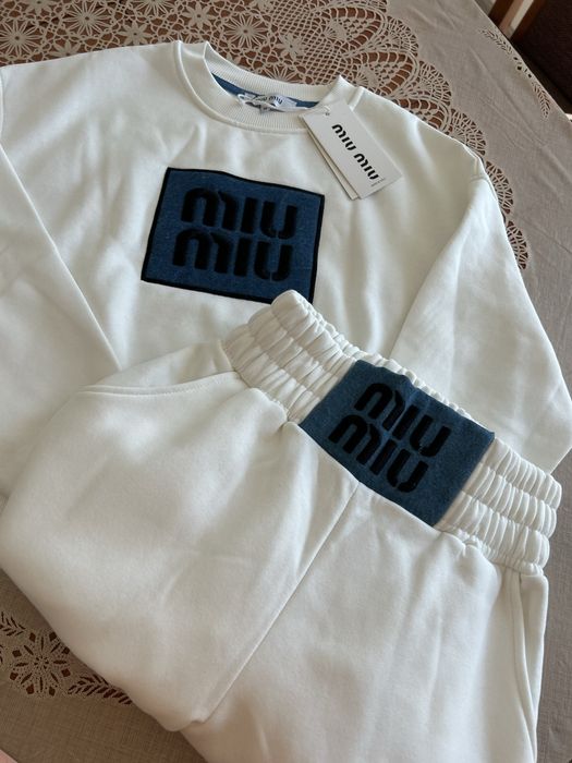 Дамски ватирани екипи последни