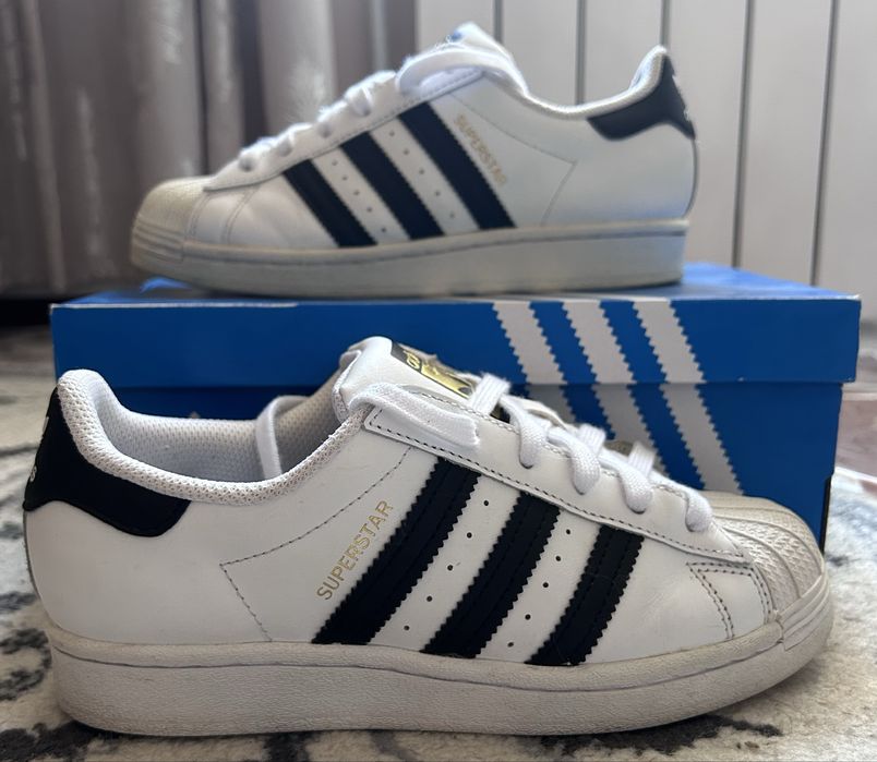 Adidas Superstar