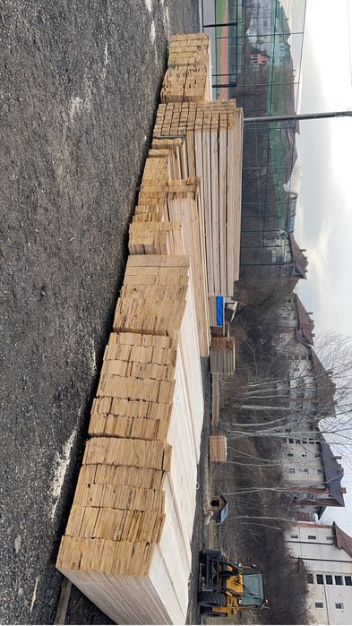 Vând cherestea brad molid grinzi