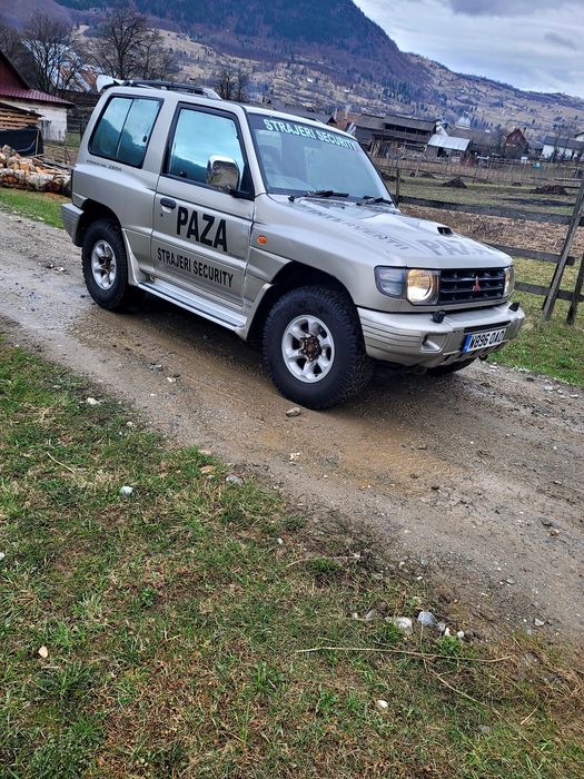 Dezmembrez mitsubishi pajero shogun