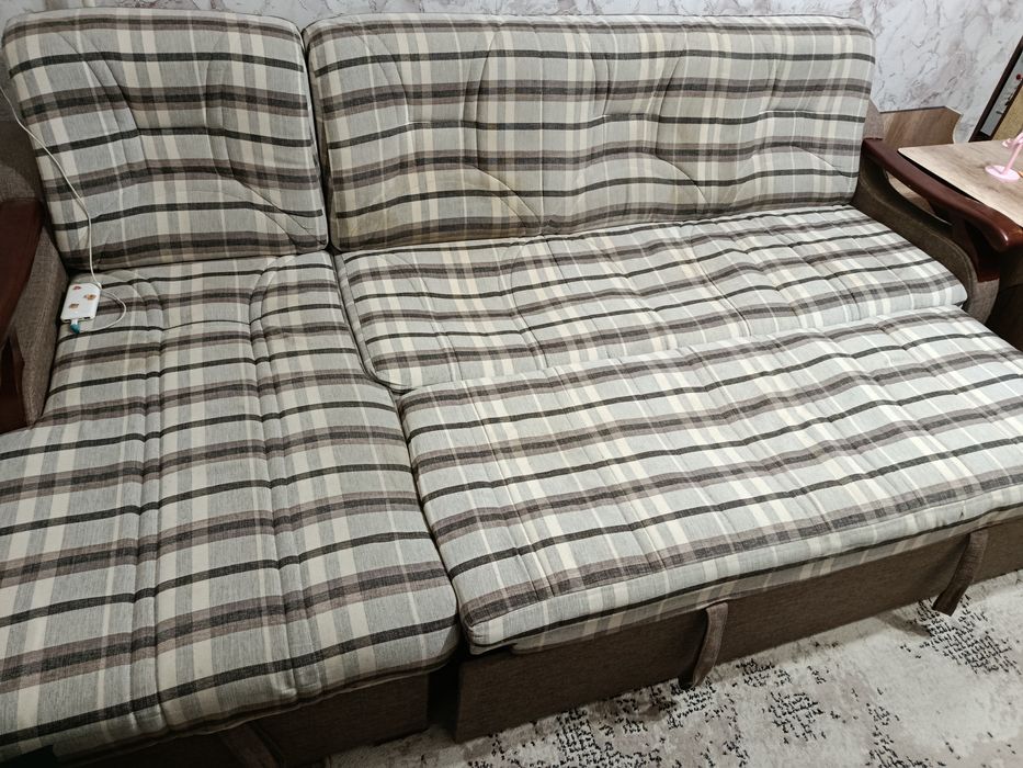 Диван угловой 260/145