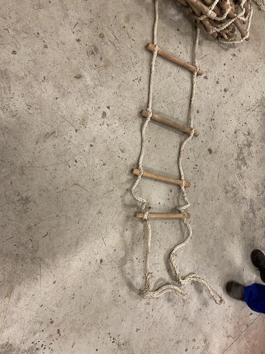 Професионална въжена стълба 20м.