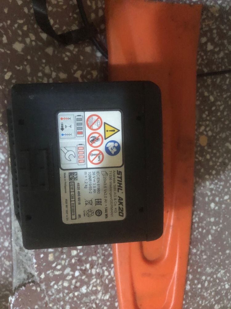 Drujba electrica Stihl MSA 120 C cu acumulator si incarcator
