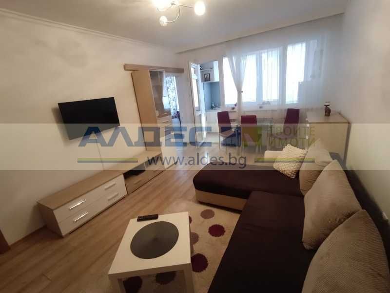 Дава се под наем Двустаен апартамент в София, Център - 50 кв.м за 650 € - Снимка #1