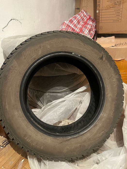 Шины зимние viatti