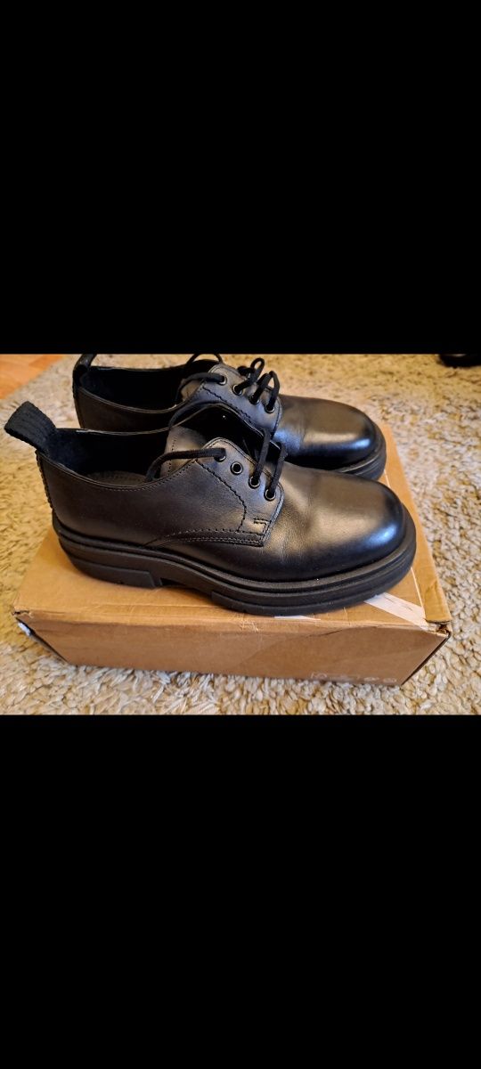 Pantofi din piele Zara cu talpa voluminoasa model Dsquared2,40,,Noi