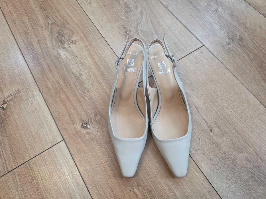 Обувки на ток Gianni 37 номер