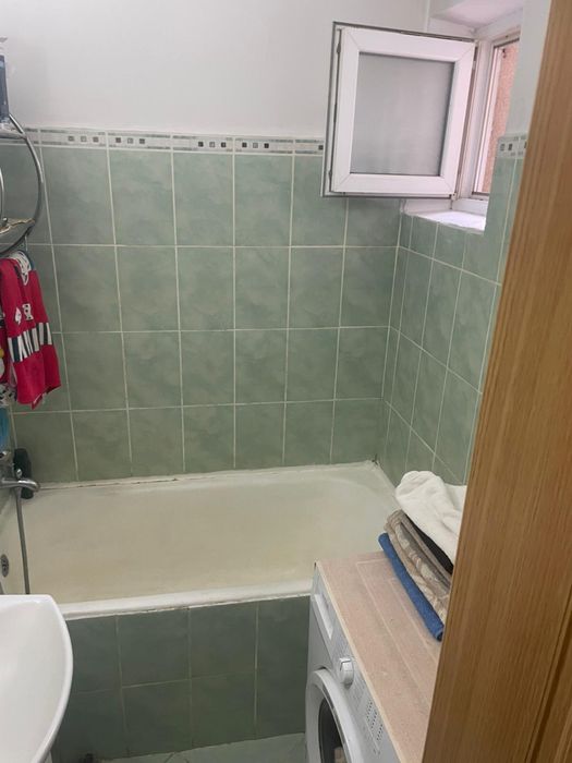 Apartament 3 camere - Coca Cola!