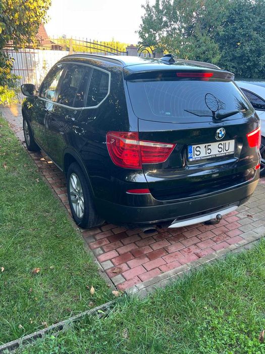 BMW X3 4x4 2.0D X-Drive–Automată-Navigație mare-Piele crem-Panoramic