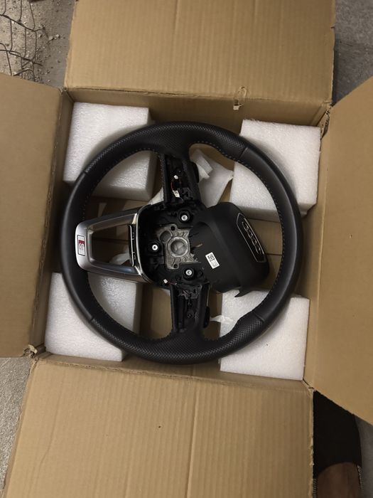 Volan original Audi Q8