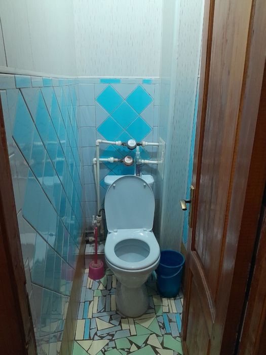 Срочно продаем 4-х комн. квартиру на Юнусабад возле ТЦ High Town