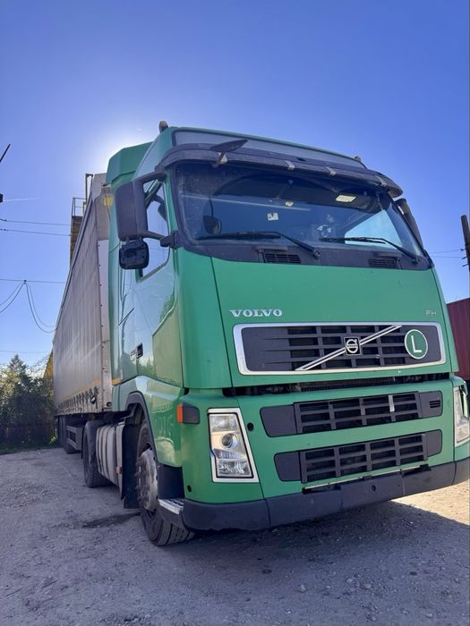 Ansamblu Volvo FH12 440 +Schmitz standard
