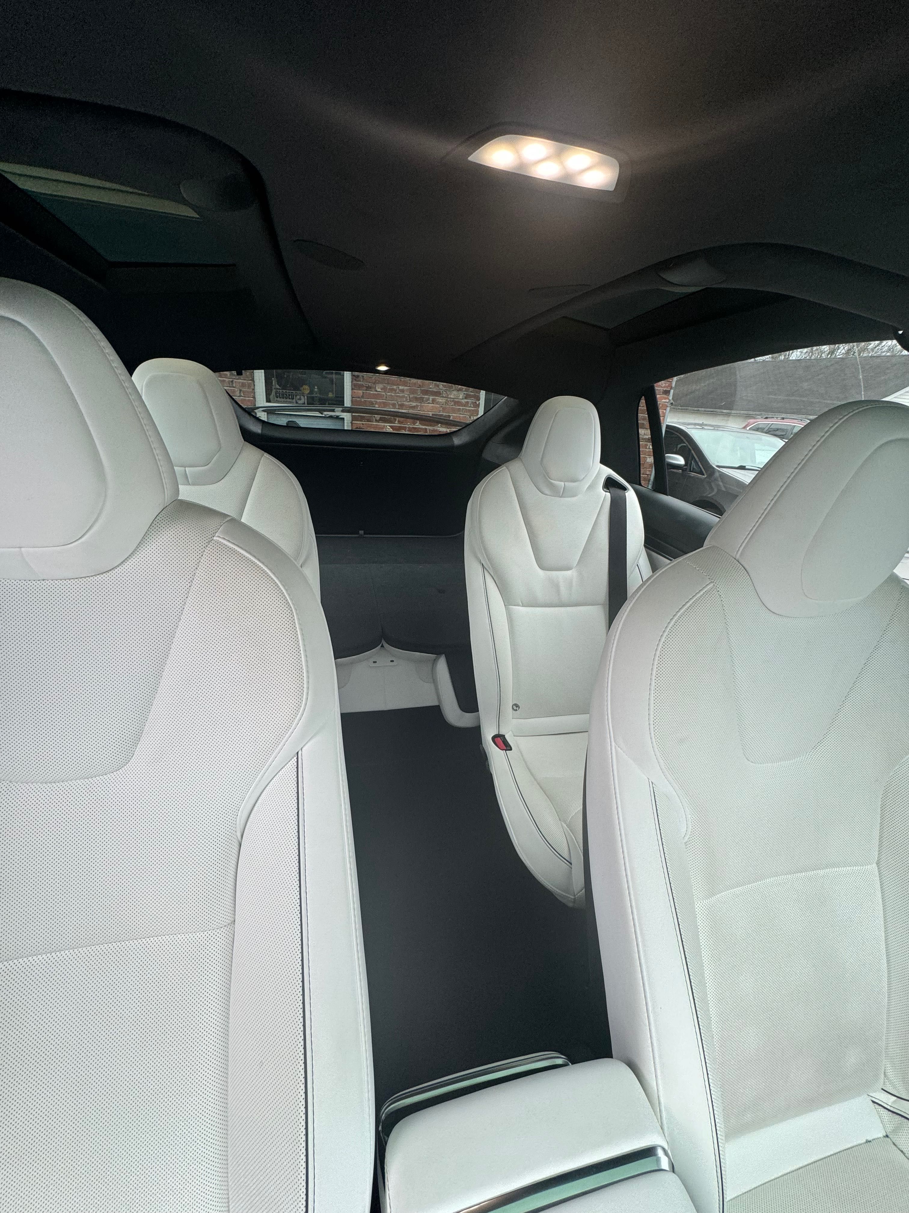 Tesla Model X Plaid
