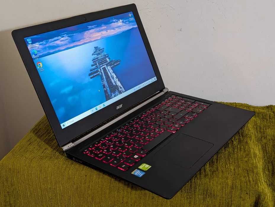 Laptop Acer aspire v 571g, Intel core i7 4510u, nvidia 840m