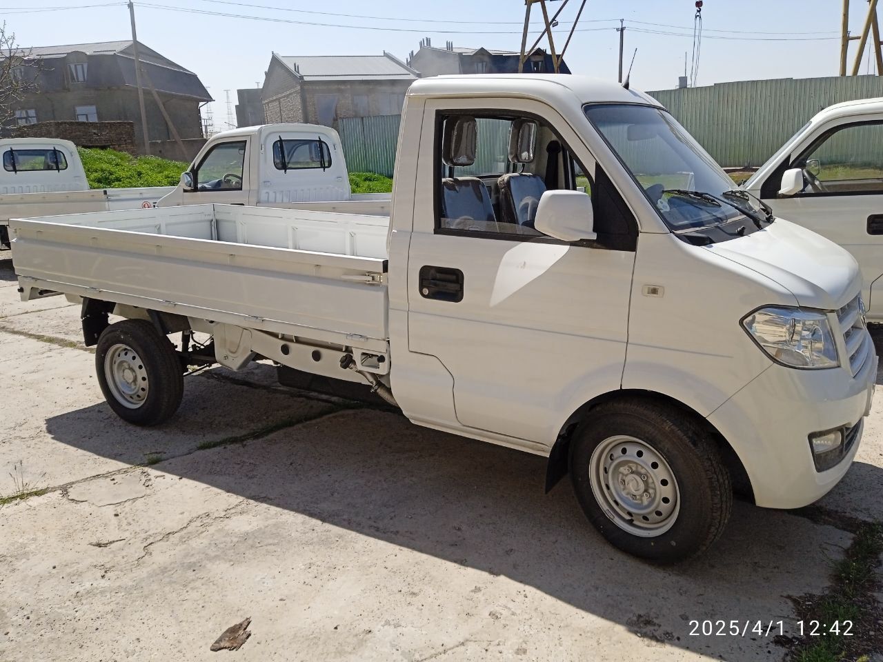 Донгфинг С 31 автосалонда рассрочка бор нархи 13500$