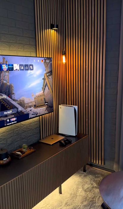 Ps5 2 manete 4 jocuri si incarcator special pentru manete