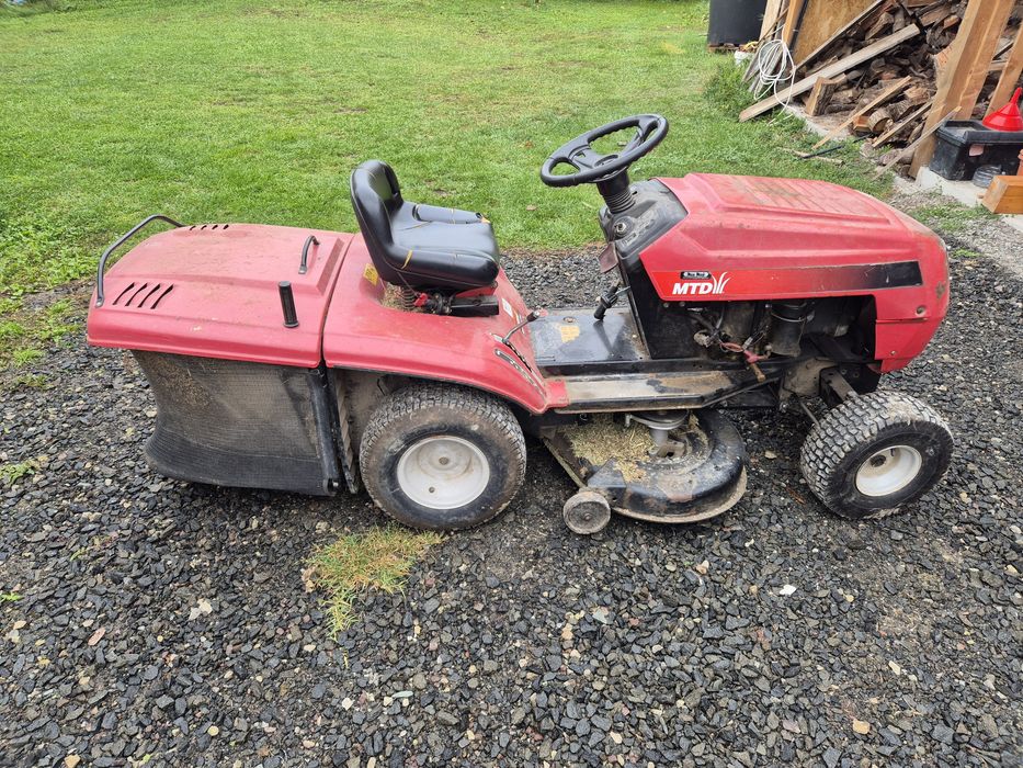 Tractoras mtd 12 kp
