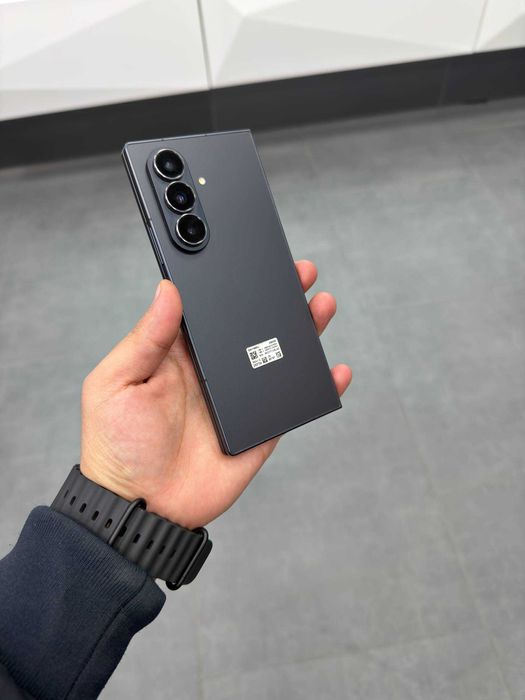 Samsung Galaxy Z FOLD 7 1350$ 12/256 или обмен на IPHONE 17 PRO MAX