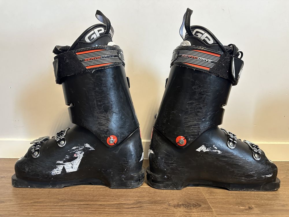 Състезателни ски обувки Nordicа Dobermann 110 флекс