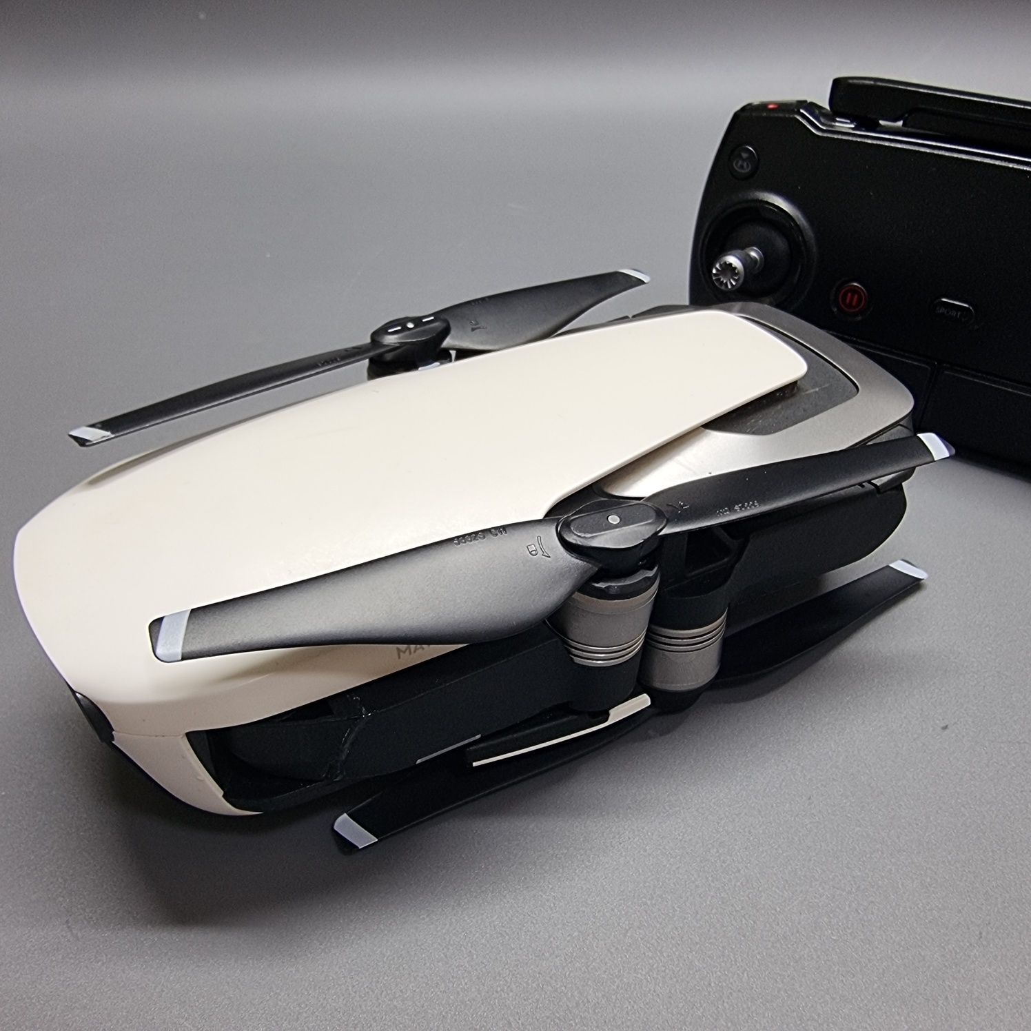 Квадрокоптер DJL Mavic Air(Риддер521401)Гоголя 39б