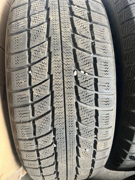 Продам зимние шины отличном состоянии