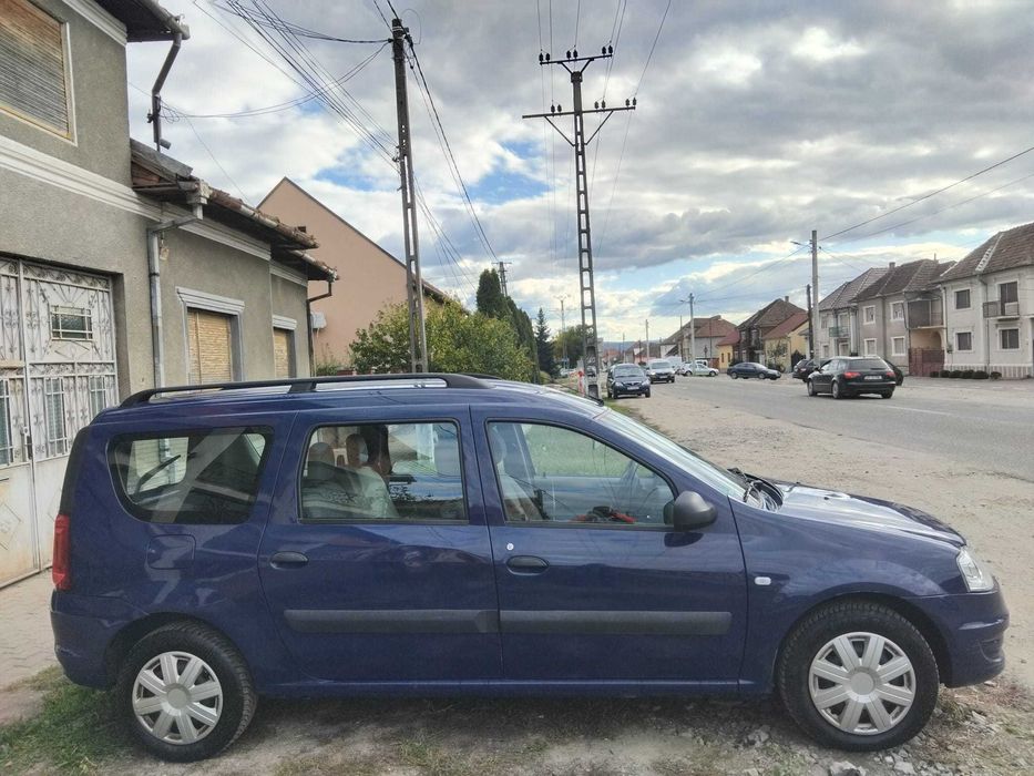 Dacia Logan Mcv 1,5 dci an 2009 recent adusa