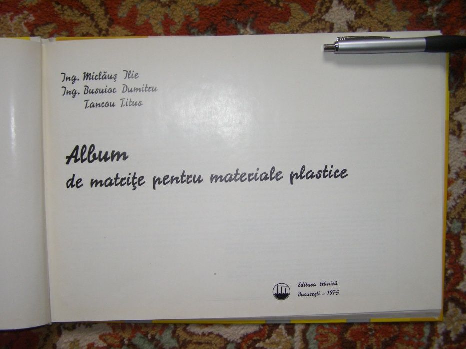 Album de matrite pentru mase plastice