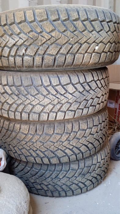 Продам Шины R17 б/у