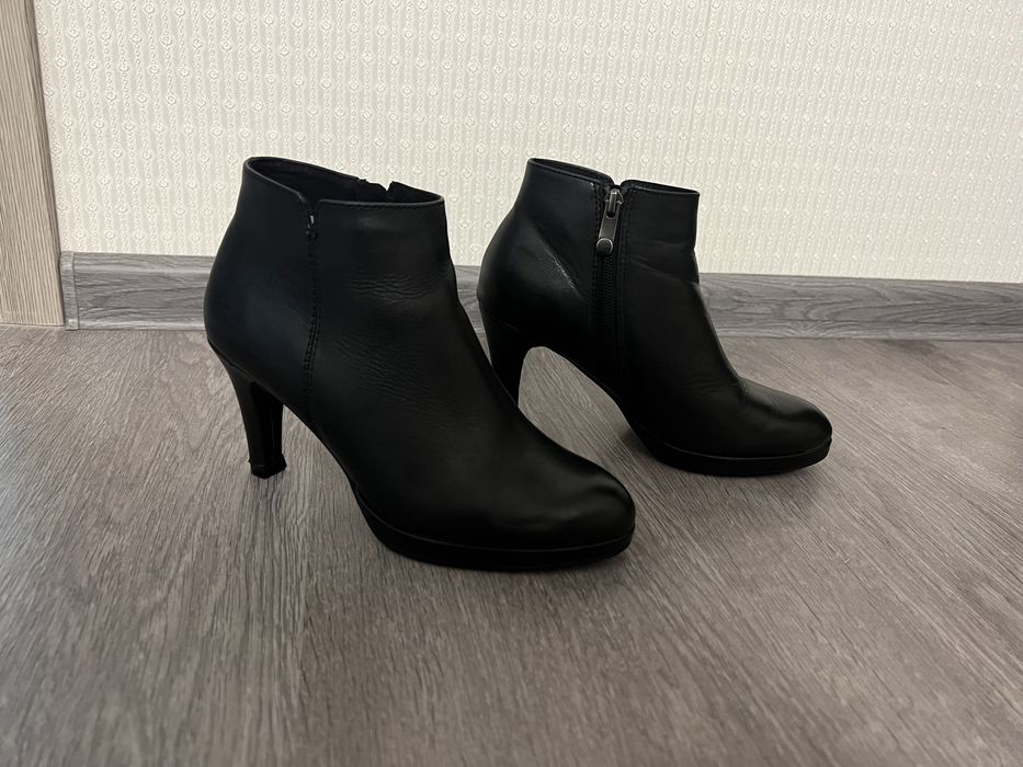 Ботильоны полусапожки 36 р натур.кожа б/у