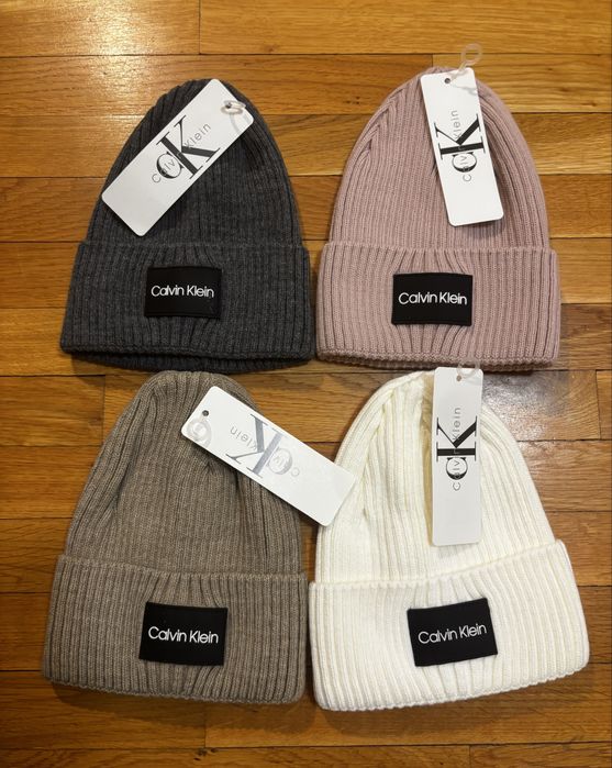 Шапка Calvin Klein, Loewe, Celine