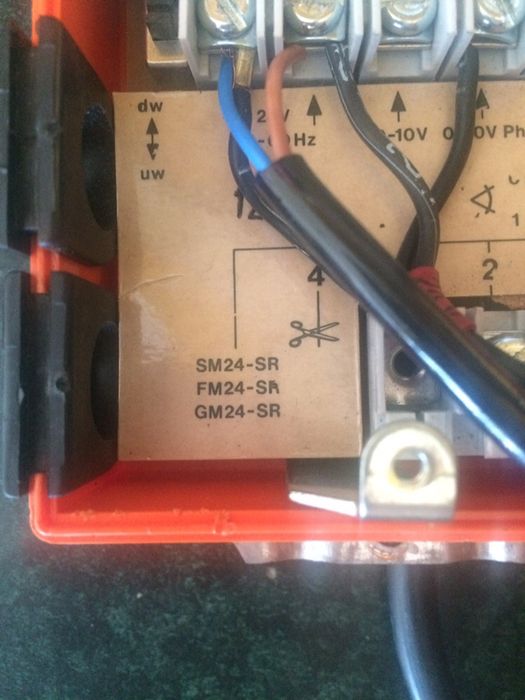 Acuator și range controler