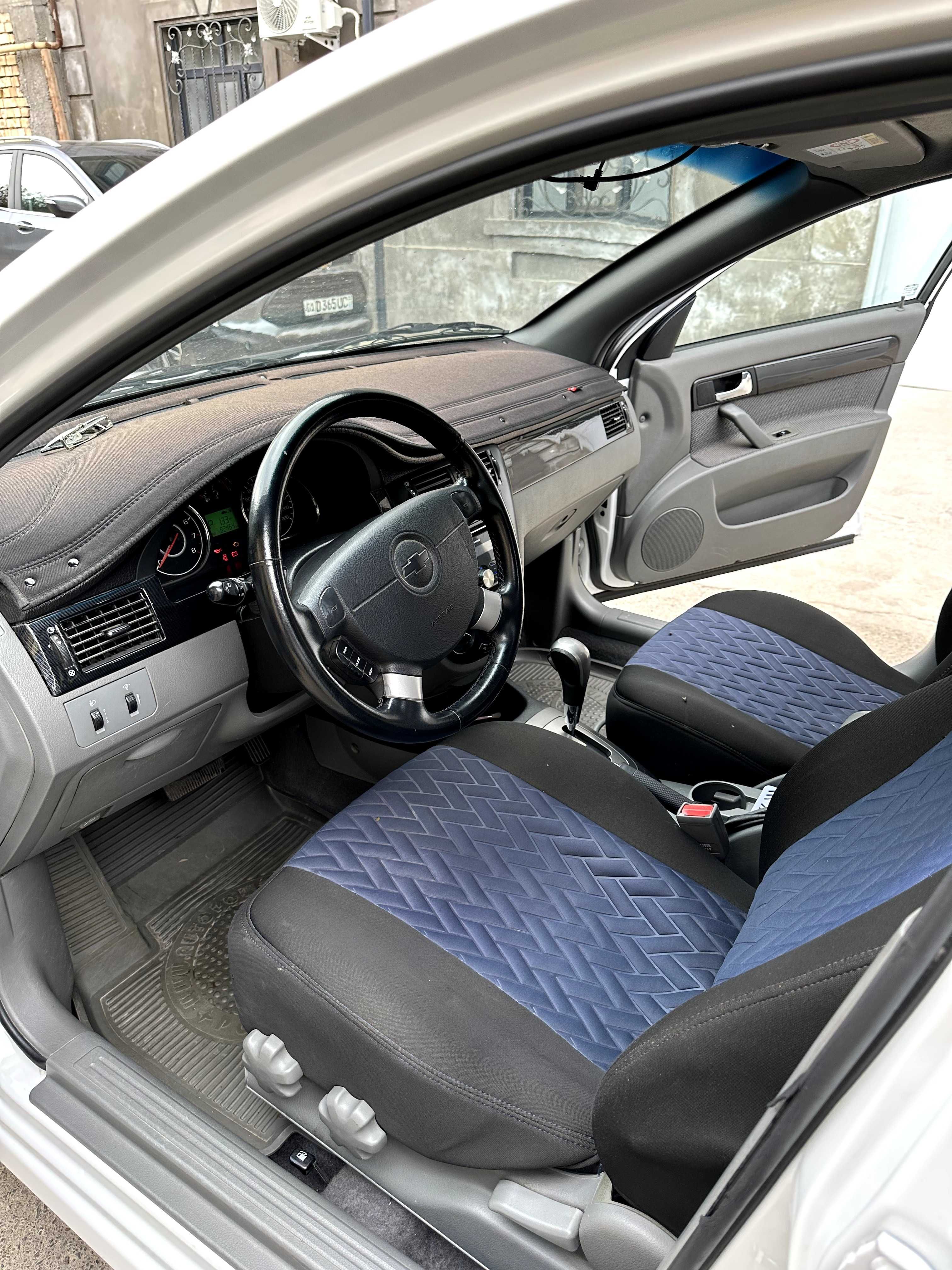 Chevrolet Gentra AT