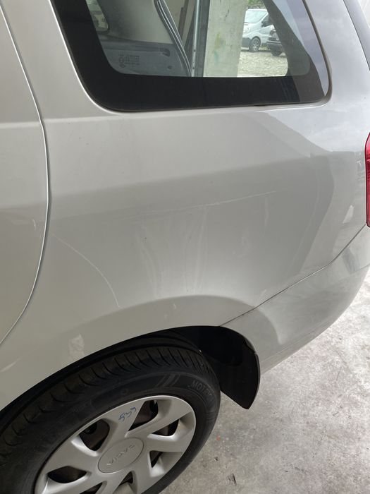 aripa stanga spate dacia logan mcv 1.5 motorina 2017