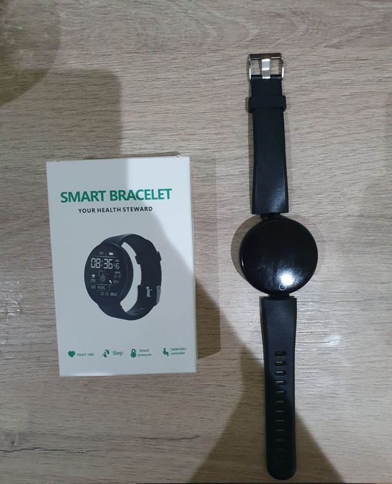 Smart bracelet смарт часовник