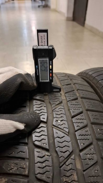 Зимни гуми Continental 205/60/16 5бр.