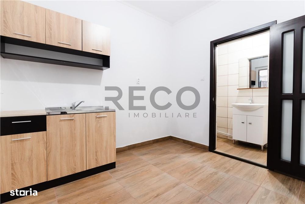 RECO . Casa centrala la pret de garsoniera .