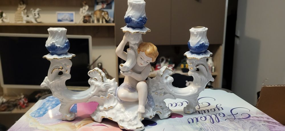 Vând un bibelou porțelan