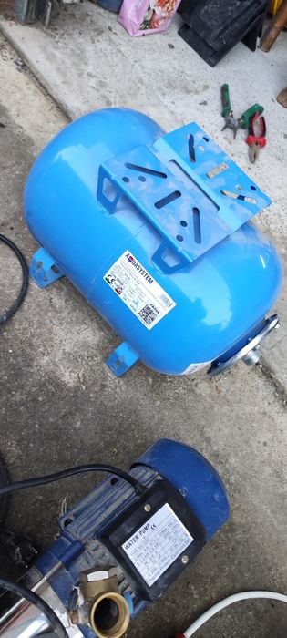 Vând pompe de apa și hidrofor