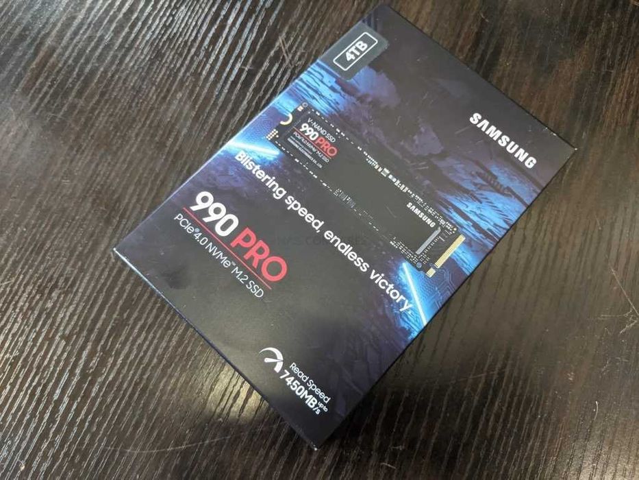 Samsung 990 PRO 4TB SSD intern NVMe PCIe 4.0 x4 M.2 2280  Nou, Sigilat