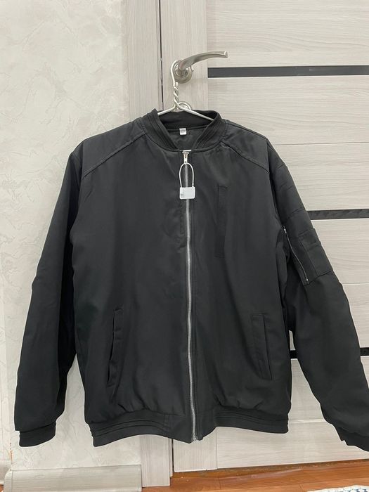 Продам тёплый бомбер