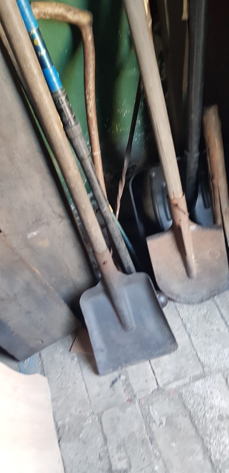 Продам лопаты  штыковые