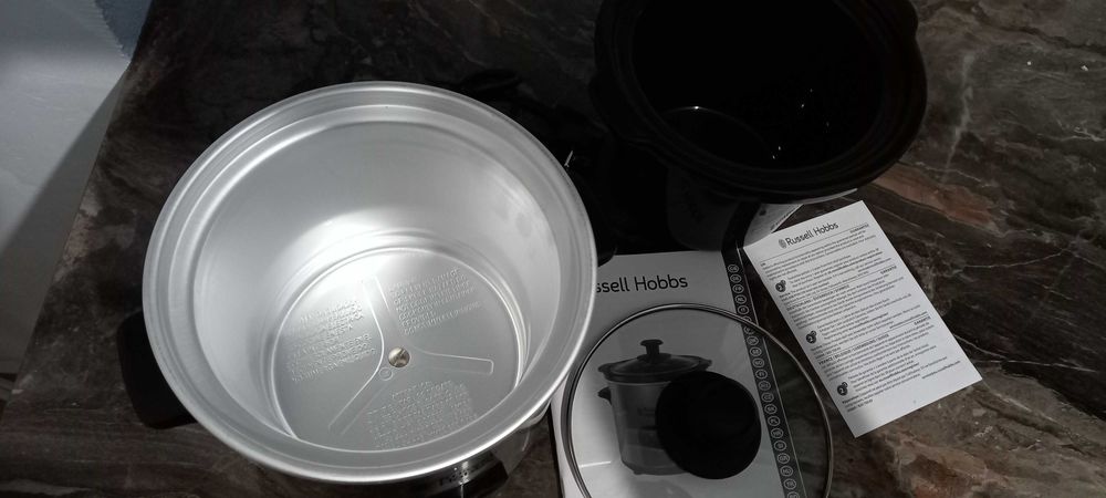 Компактен уред за бавно готвене Russell Hobbs 25570-56, 2L