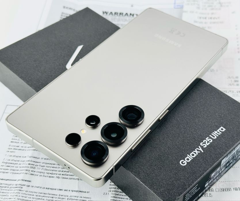 Samsung Galaxy S25 Ultra 5G 256GB 12RAM Gray Перфектен! 2г. Гаранция!