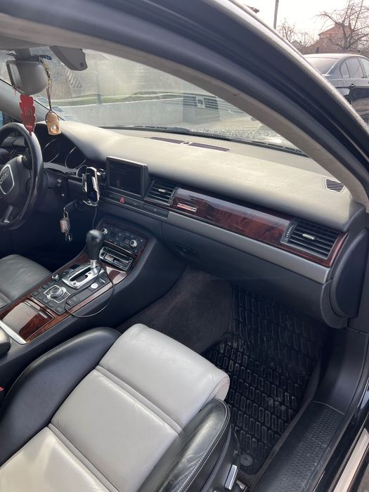 Audi A8 4.2TDI 326к.с