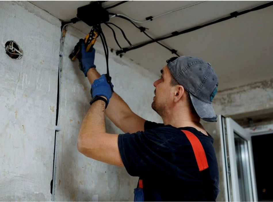 Электрик: монтаж электрощита, замена автоматов и электропроводки!