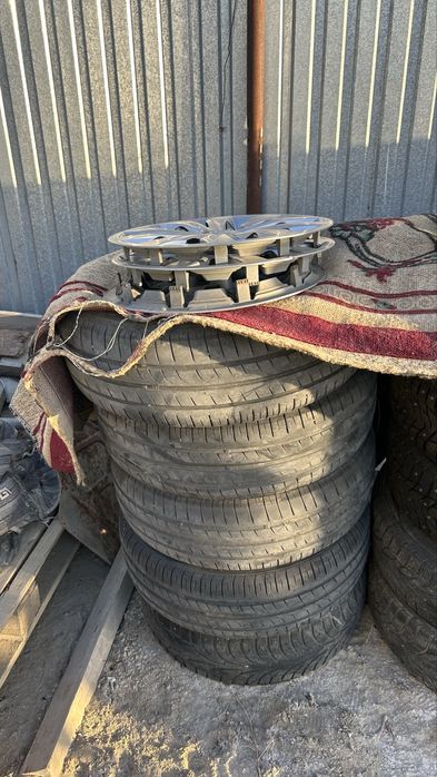 Покрышки летние 185/65/15 Nexen 4 комплекта.Без шишек и порезов. 20000